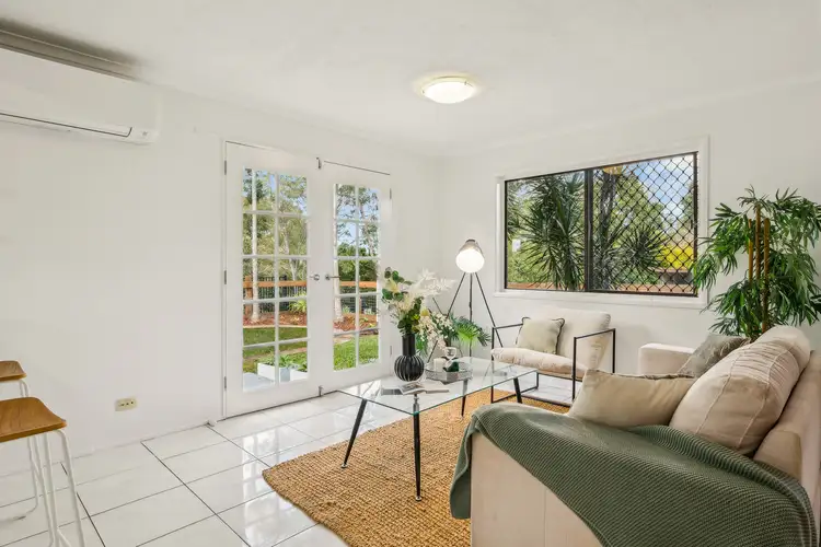 1 Lisa Street, Strathpine QLD 4500