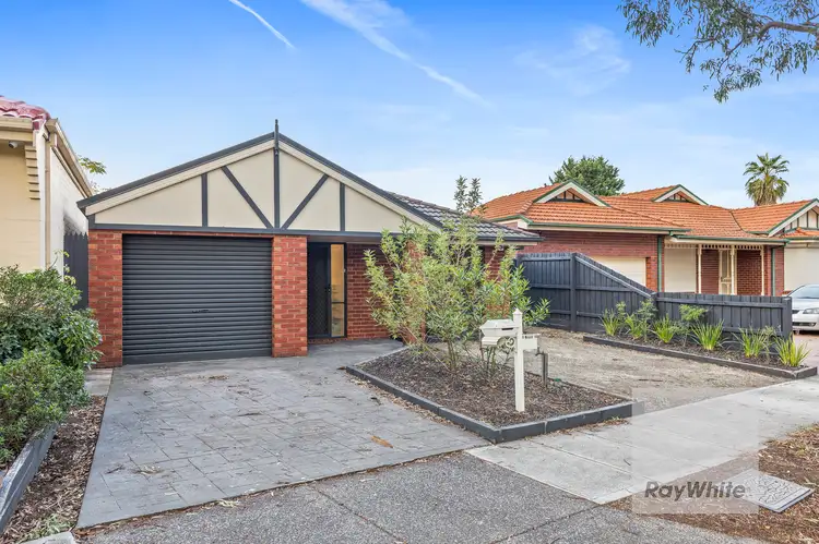 10 Grange Boulevard, Bundoora VIC 3083