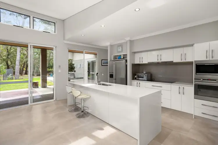 9 Melaleuca Drive, West Busselton WA 6280