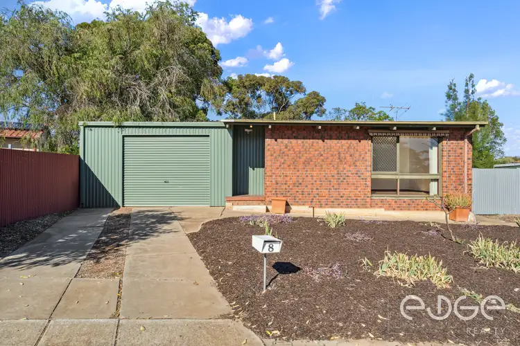 8 Currawong Crescent, Craigmore SA 5114