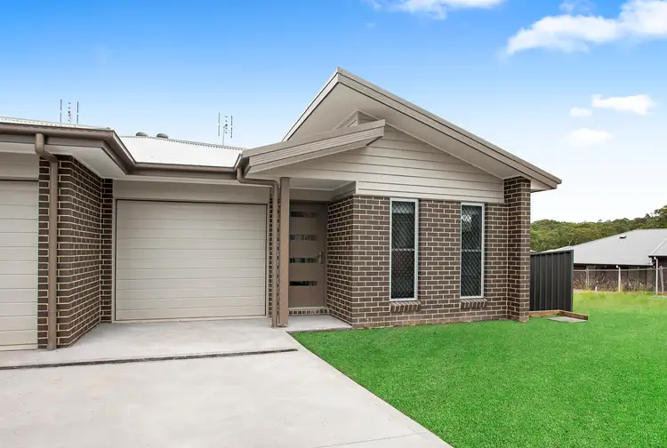 2/1 Mitchell Terrace, Warnervale NSW 2259