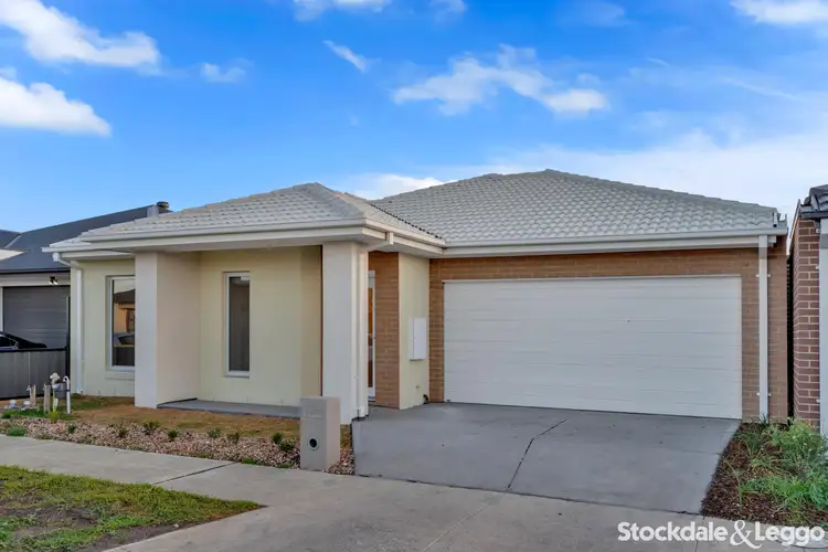 17 Calf Street, Donnybrook VIC 3064