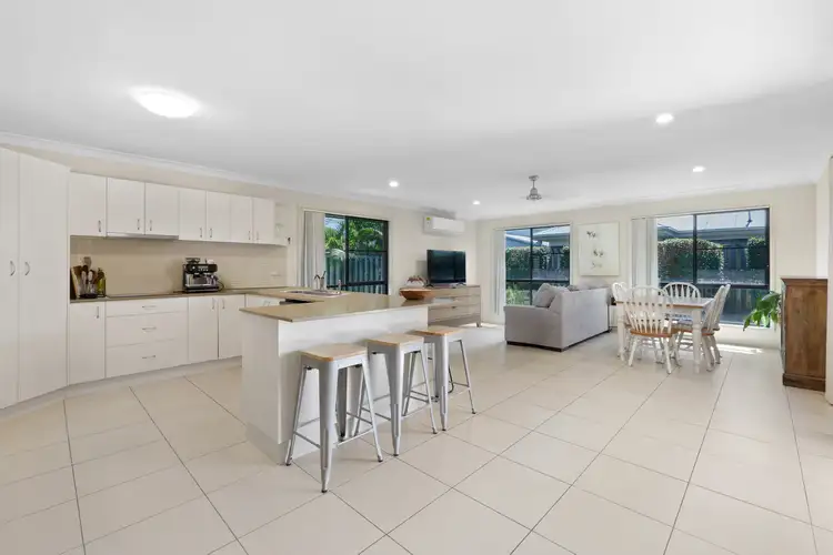 30 Miami Terrace, Blacks Beach QLD 4740