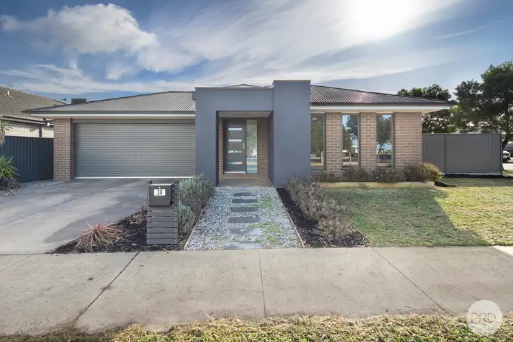 28 Wilmott Street, Lucas VIC 3350