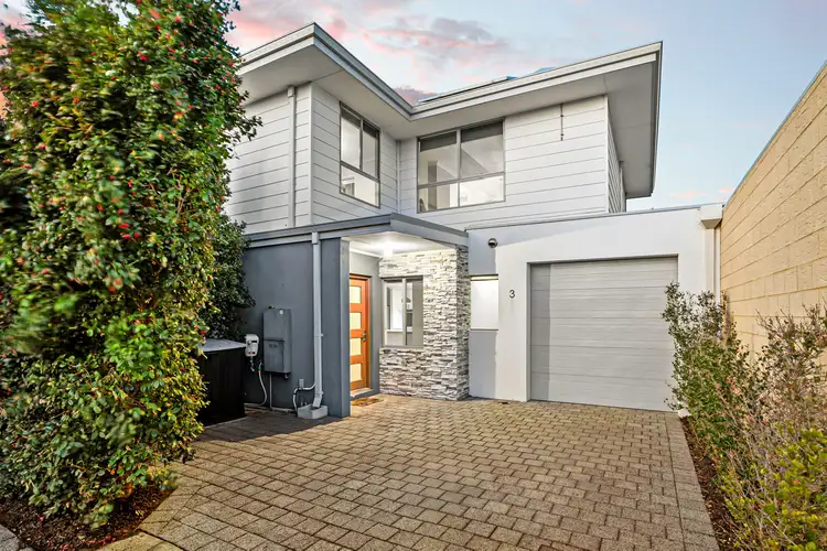 3/32 Gicha Close, Lake Coogee WA 6166