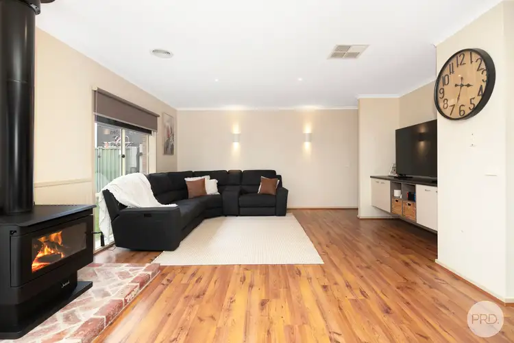 Second view of Homely house listing, 2 Selwyn Street, Miners Rest VIC 3352