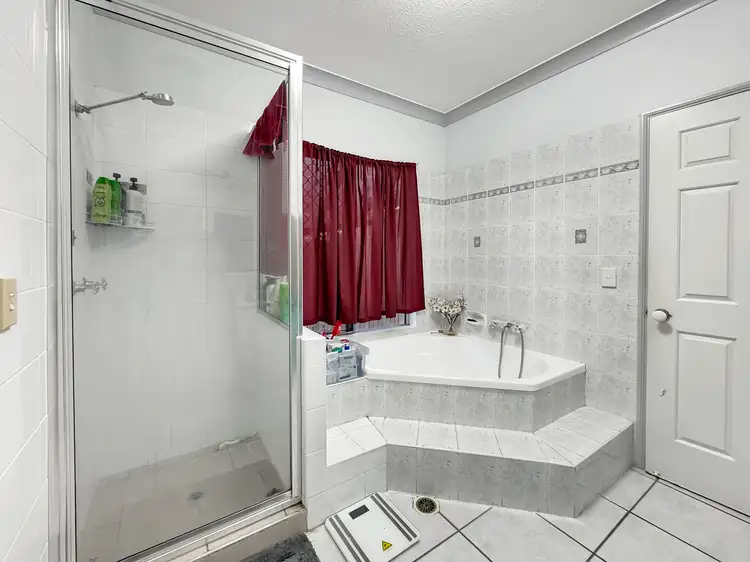 Sixth view of Homely house listing, 8 Eaton Circle, Kirwan QLD 4817