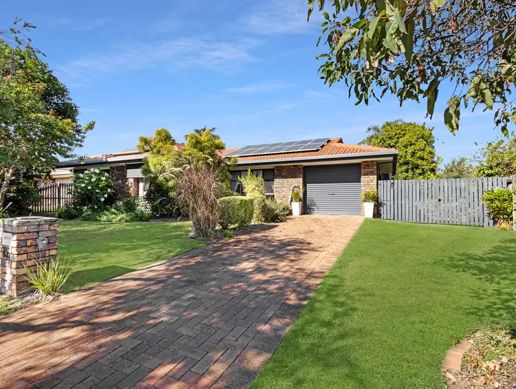 15 Vicki Parade, Torquay QLD 4655