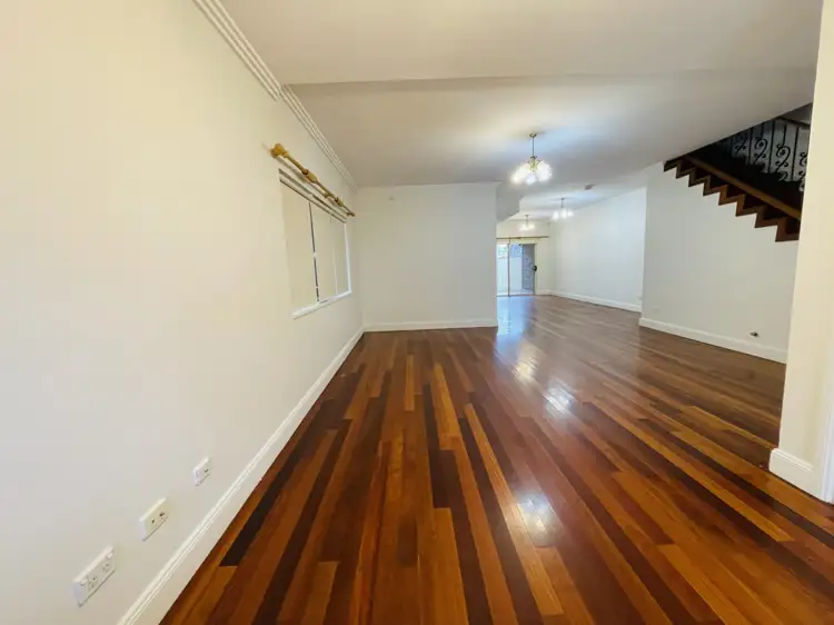 59 Bayview Avenue