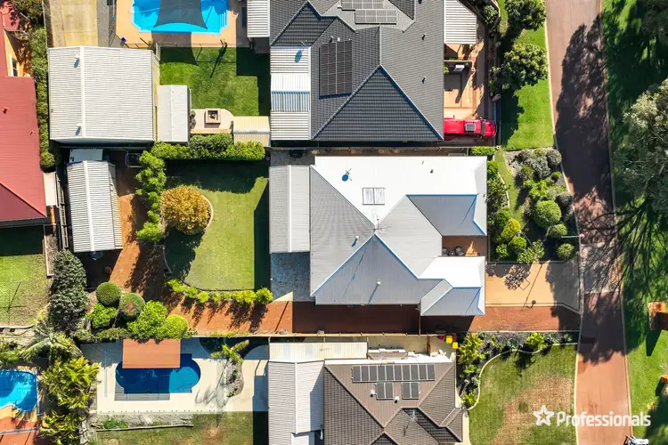 Second view of Homely house listing, 4 Haven Place, Pinjarra WA 6208