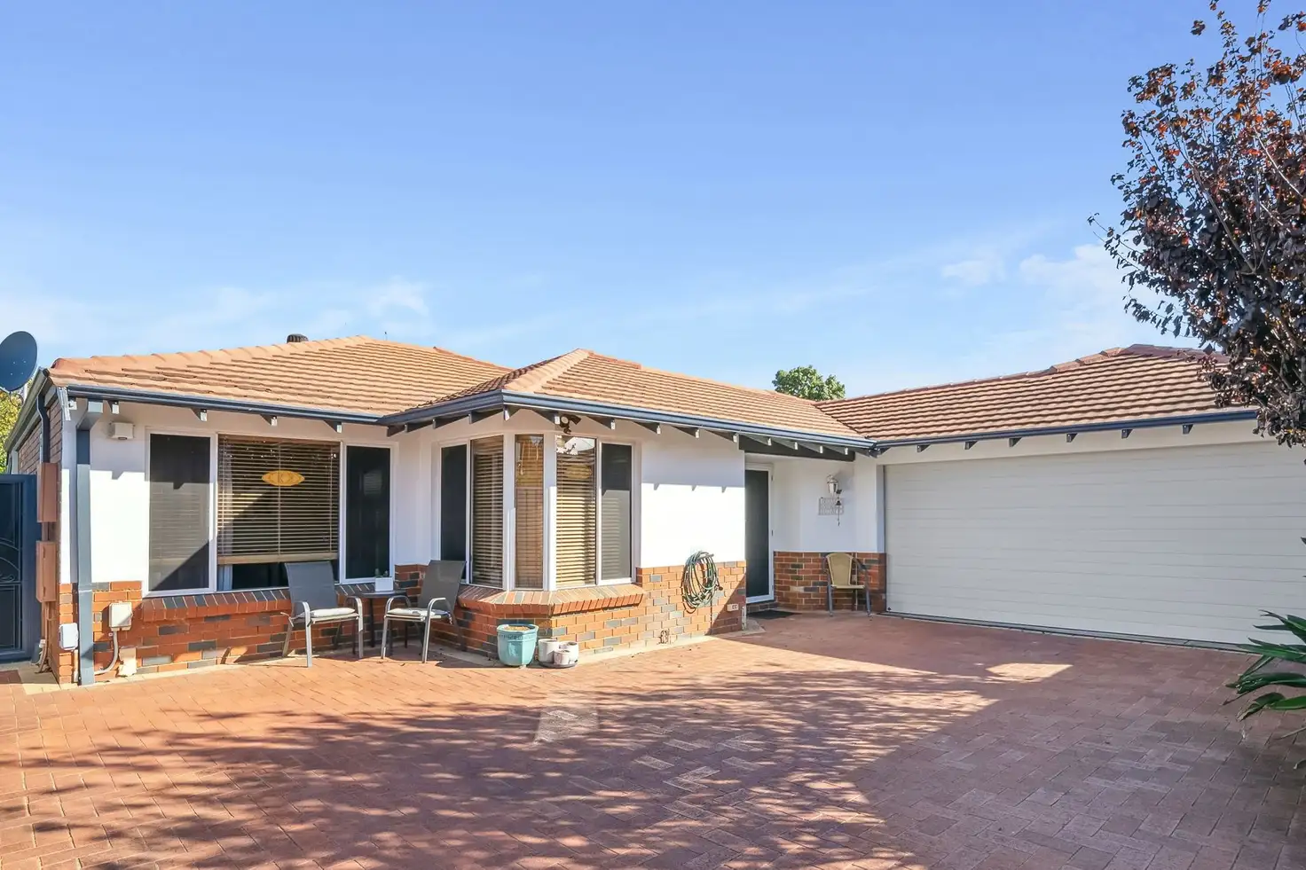 Main view of Homely house listing, 2/11 Burnett Road, Manning WA 6152