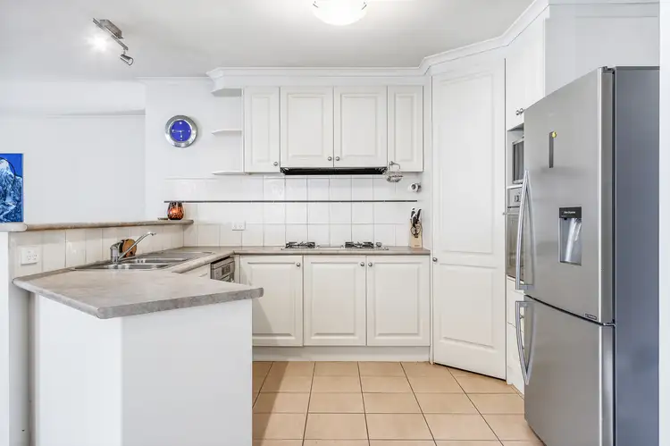 Fifth view of Homely house listing, 37 Gatehouse Parade, Cranbourne East VIC 3977