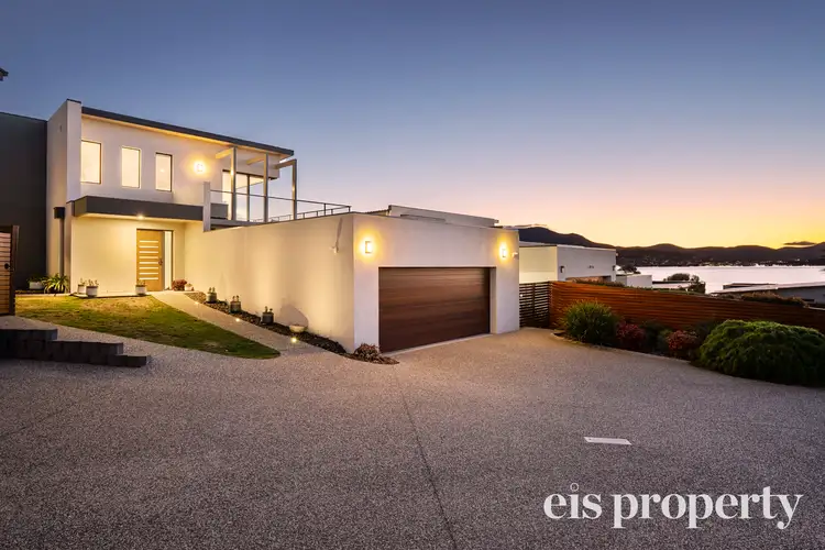2/11 Pandora Court, Tranmere TAS 7018