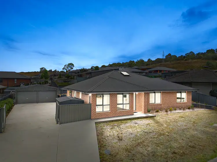 9 Ridgeview Crescent