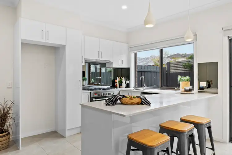 Fifth view of Homely townhouse listing, 3/11 Deschamp Crescent, Rowville VIC 3178