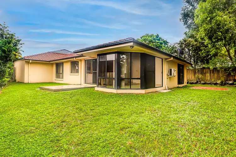 2/7 Garden View Court, Merrimac QLD 4226