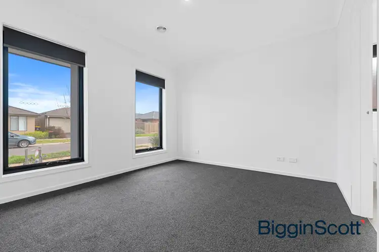 Third view of Homely house listing, 5 Edgware Street, Thornhill Park VIC 3335