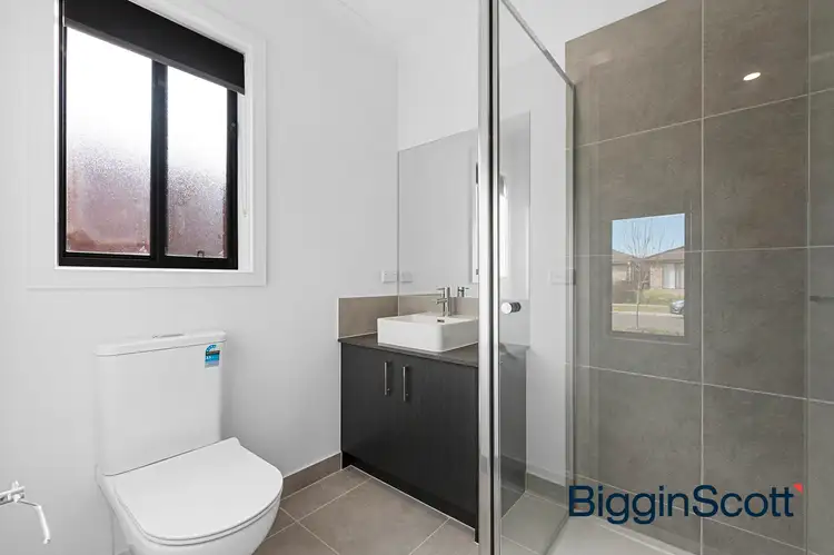 Fourth view of Homely house listing, 5 Edgware Street, Thornhill Park VIC 3335