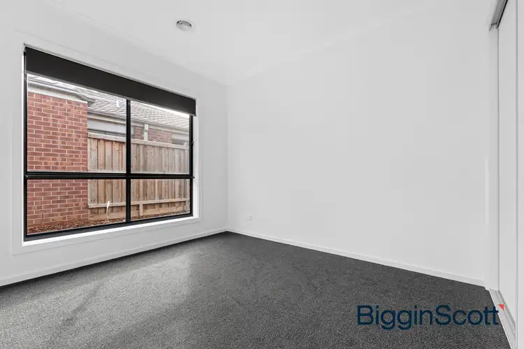 Fifth view of Homely house listing, 5 Edgware Street, Thornhill Park VIC 3335