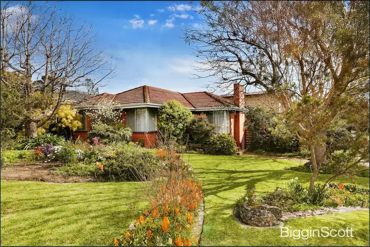 13 Margate Crescent, Glen Waverley VIC 3150