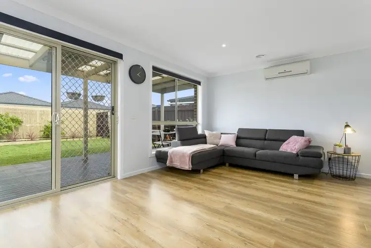 Fifth view of Homely house listing, 1/43 Claire Way, Tarneit VIC 3029