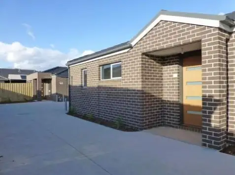 2/11 Maryann Way, Tarneit VIC 3029