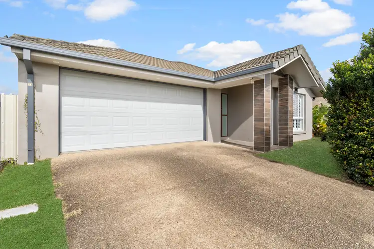 33 Sears Parade, North Lakes QLD 4509
