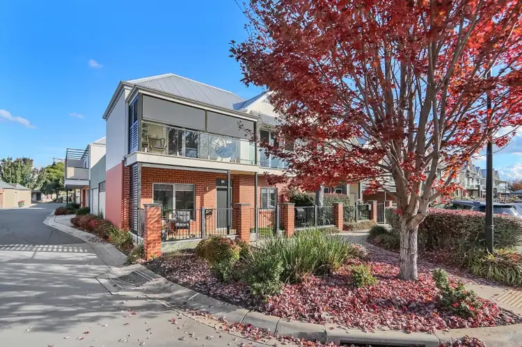 Second view of Homely townhouse listing, 11 Elmwood Circuit, Wodonga VIC 3690