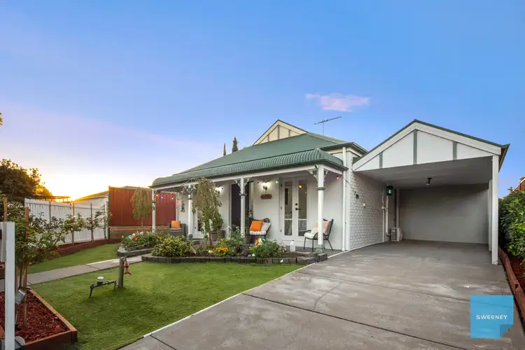 12 Squires Court, Caroline Springs VIC 3023