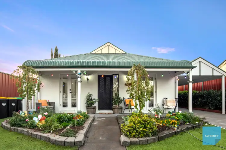 12 Squires Court, Caroline Springs VIC 3023