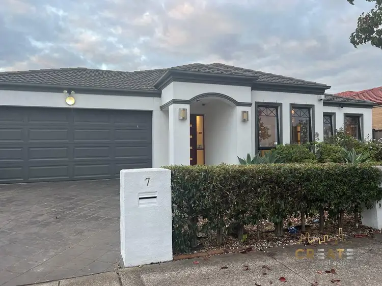 7 Grovedale Circuit, Cairnlea VIC 3023
