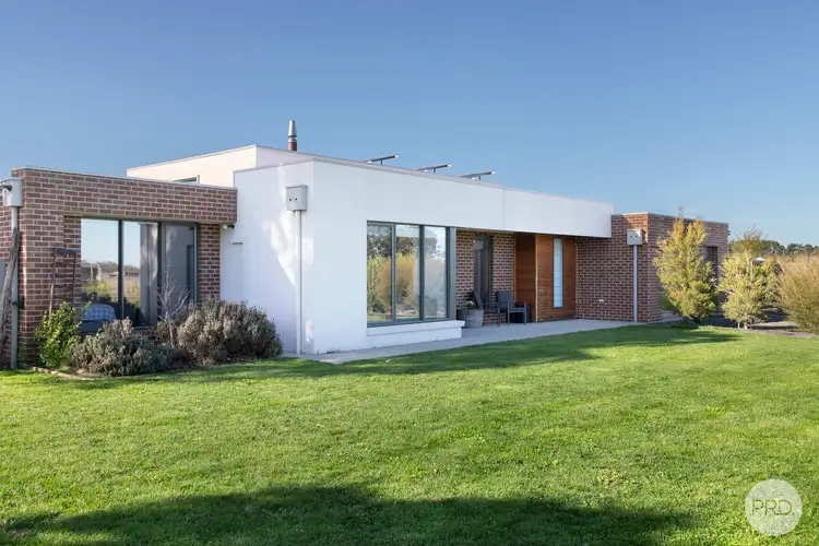 73 Whites Road, Cardigan VIC 3352