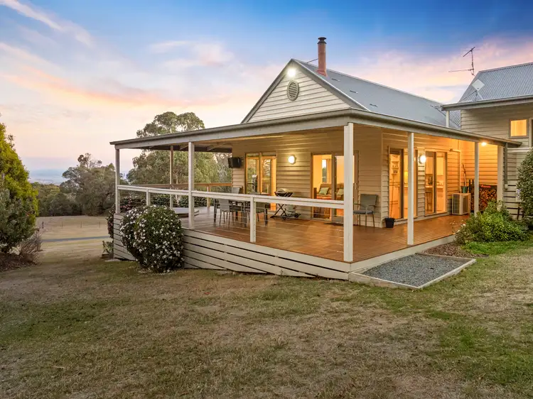 82 Bromfield Drive, Tolmie VIC 3723