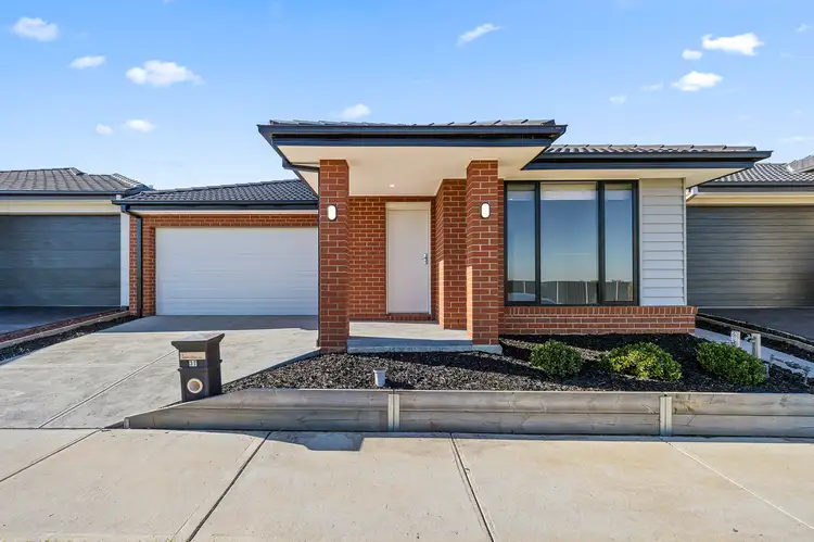 37 Tongs Boulevard, Clyde VIC 3978