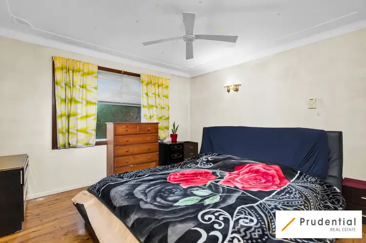 Fifth view of Homely house listing, 10 Wattle Avenue, Macquarie Fields NSW 2564