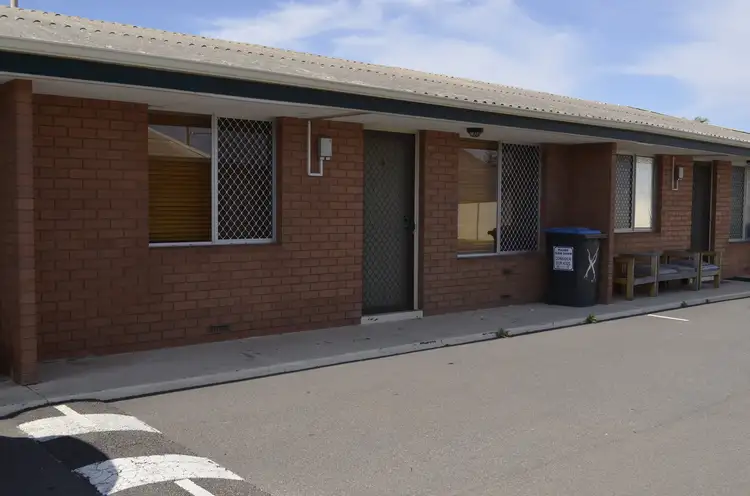 8/13-15 Francis Street, Geraldton WA 6530