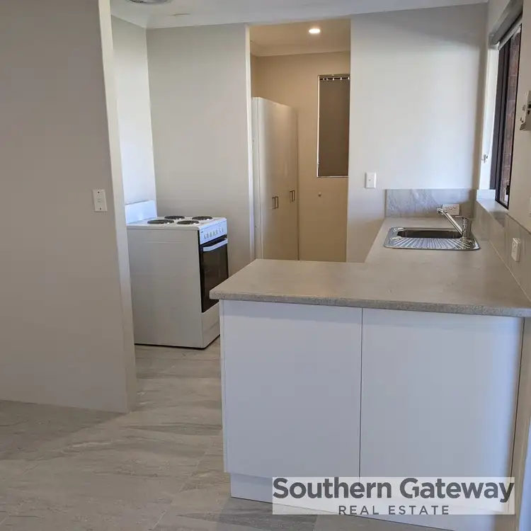 Second view of Homely house listing, 8 Tuart Ridge, Parmelia WA 6167