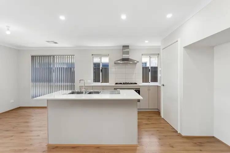 Fifth view of Homely house listing, 29 Donatti Retreat, Caversham WA 6055