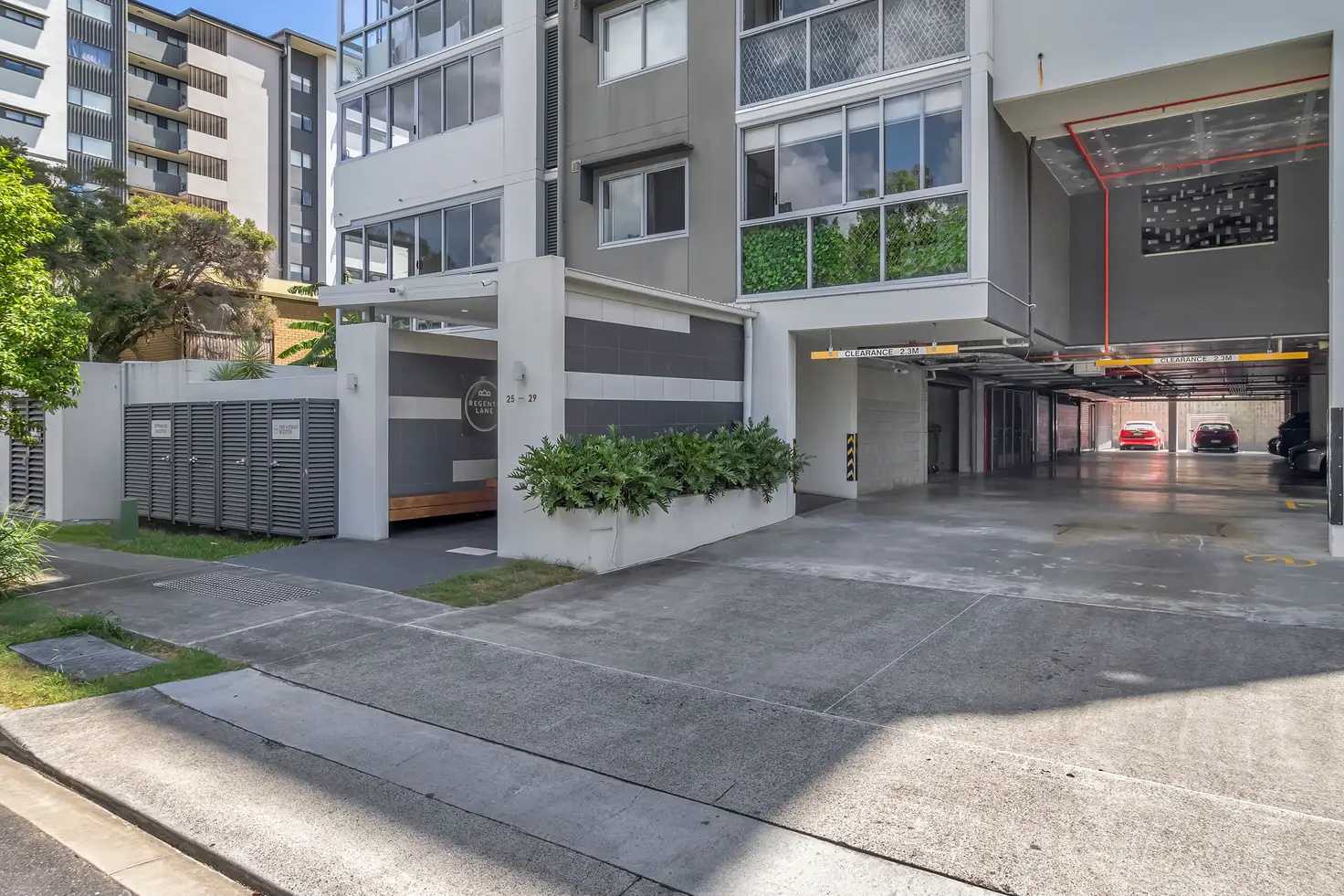 Main view of Homely apartment listing, 17/29 Regent Street, Woolloongabba QLD 4102