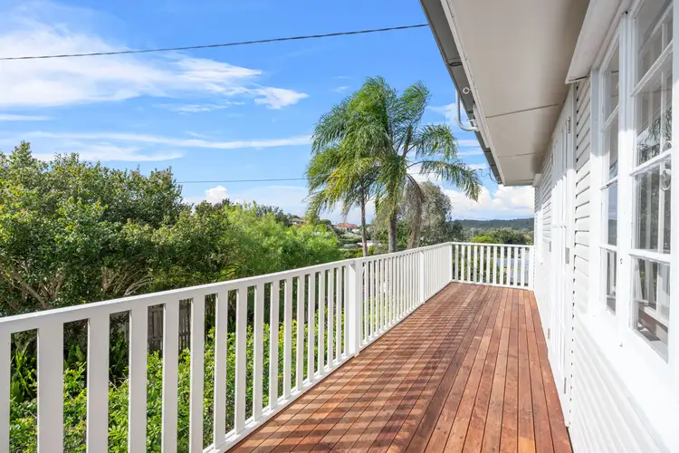 11 Wilkinson St, Carina Heights QLD 4152