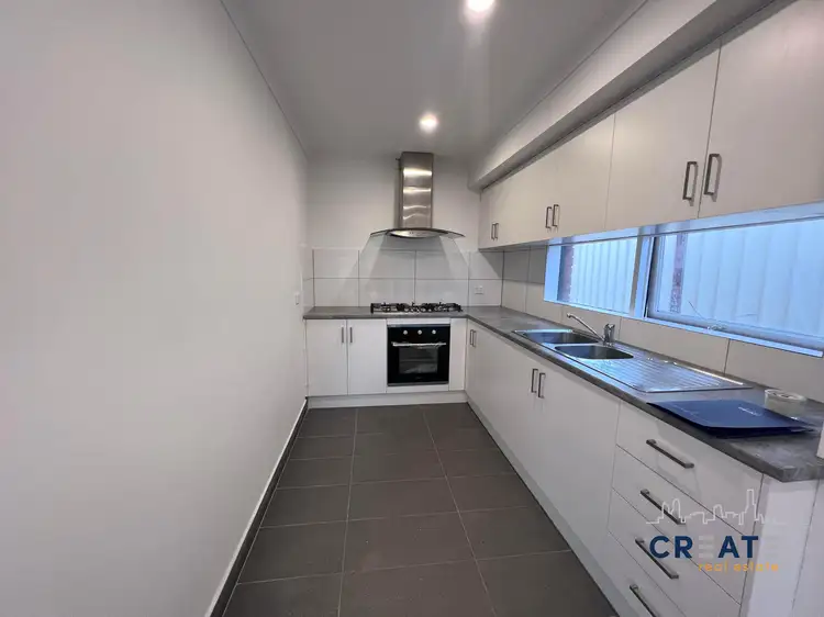 Fourth view of Homely house listing, 33 Concord Circuit, Albanvale VIC 3021