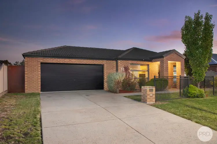 11 Ilvia Way, Sebastopol VIC 3356