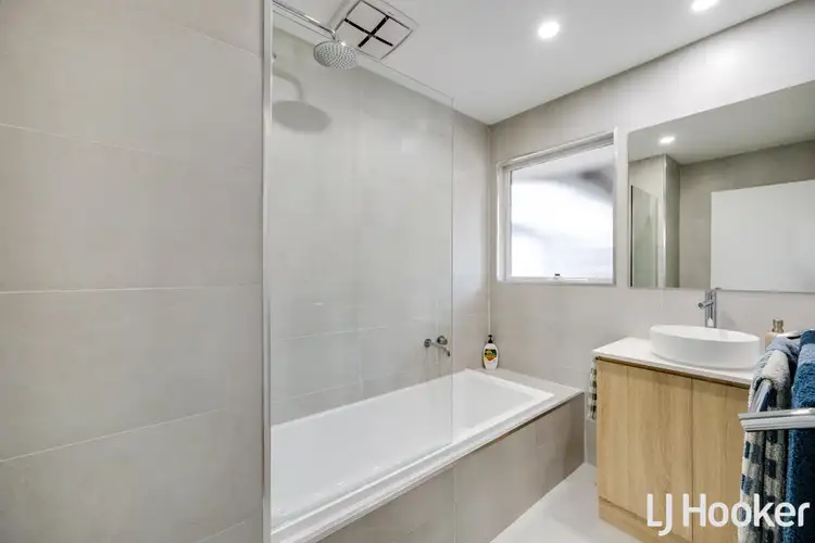Seventh view of Homely house listing, 21 Argyll Circuit, Melton West VIC 3337