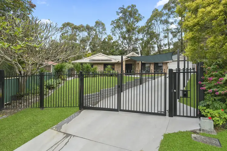 7 Gary Court, Carrara QLD 4211