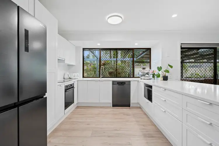 17 Stanway Crescent, Alexandra Hills QLD 4161