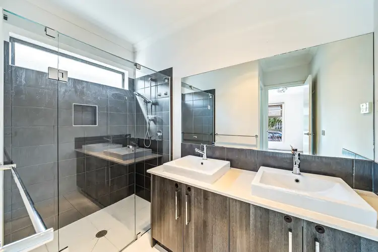 Fifth view of Homely house listing, 9 Tipperary Way, Cranbourne East VIC 3977