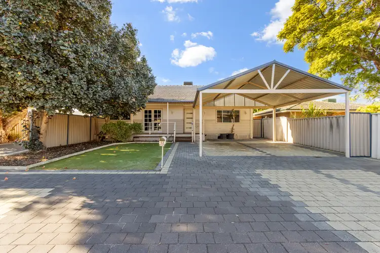 12 Redcliffe Street, East Cannington WA 6107