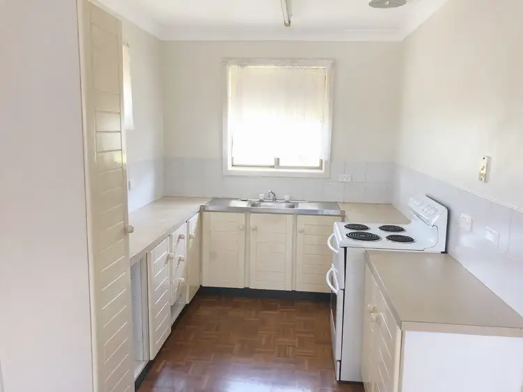 Fifth view of Homely unit listing, 2/72 Wingham Road, Taree NSW 2430