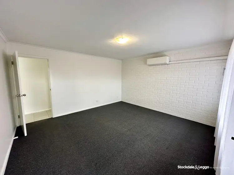 5/33 Gladstone Road, Dandenong North VIC 3175