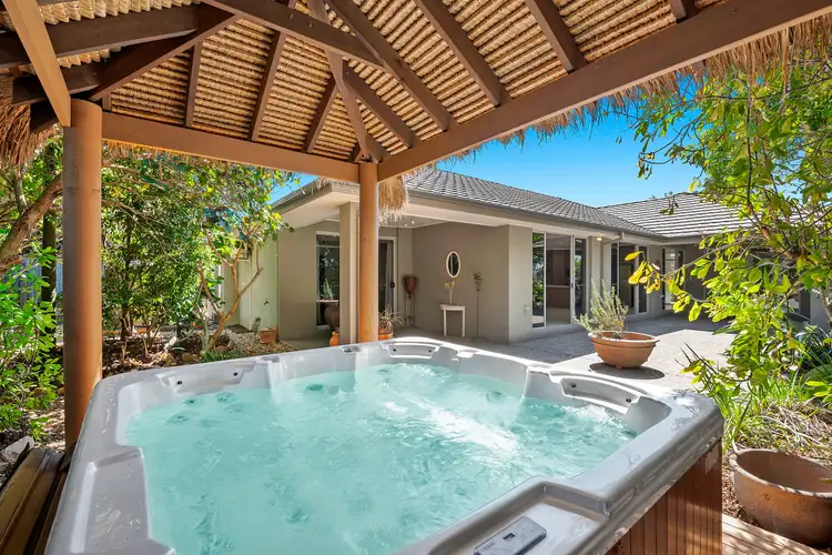 28 Tuckeroo Parade, North Lakes QLD 4509